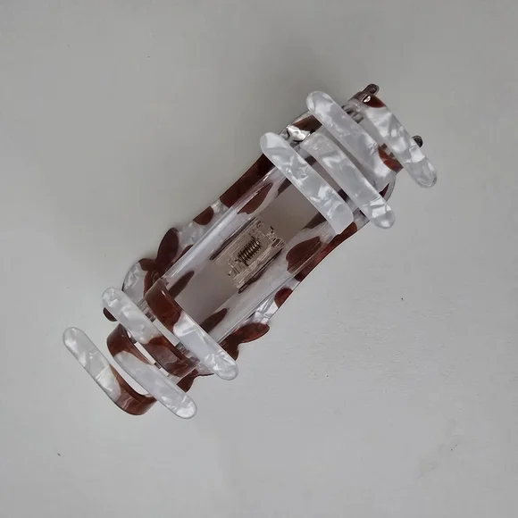 NEW Cow Shaped Hair Clip Claw Brown White Animal Print Farm Animal - Picture 7 of 10